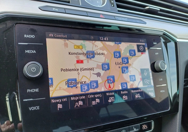 Volkswagen Passat cena 79900 przebieg: 102858, rok produkcji 2017 z Wolbórz małe 466